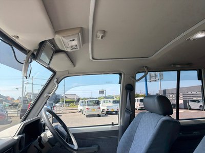 2004 Toyota LAND CRUISER 70 — миниатюра 45