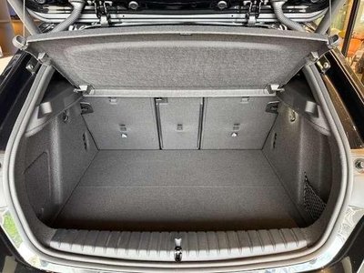 صورة 8 لـ 2025 BMW 1 SERIES