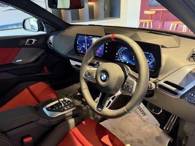 صورة 3 لـ 2025 BMW 1 SERIES