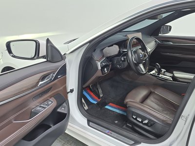 BMW 6 SERIES GT - 10