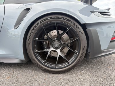 2023 Porsche 911 — миниатюра 20