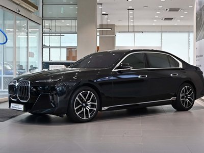 2025 BMW 7 SERIES 照片 1