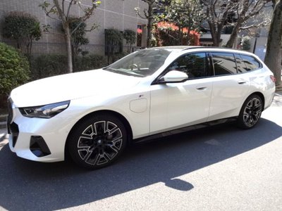 BMW I5 TOURING - 5