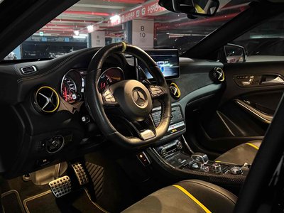 MERCEDES-BENZ GLA - 9