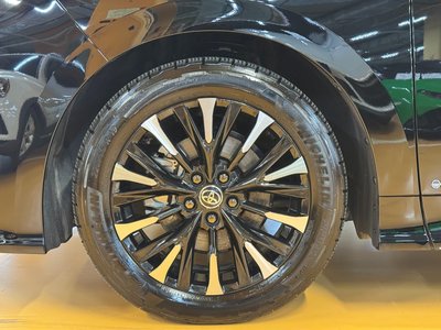 TOYOTA ALPHARD - 4