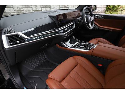2024 BMW X7 缩略图 40
