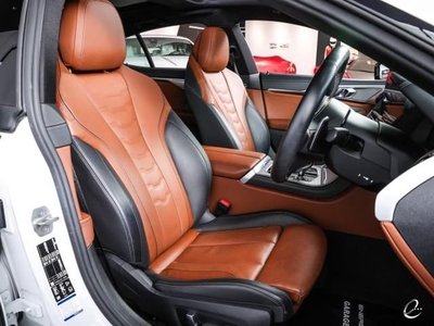2023 BMW 8 SERIES — фото 4