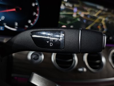 MERCEDES-BENZ E-CLASS - 9