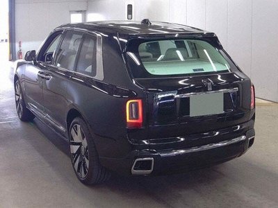 ROLLS-ROYCE CULLINAN - 2
