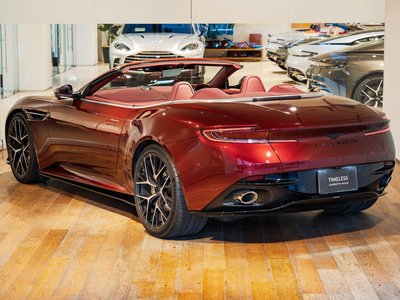 ASTON MARTIN DB12 VOLANTE - 4