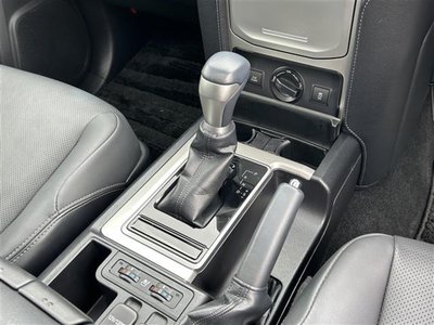 TOYOTA LAND CRUISER PRADO - 10