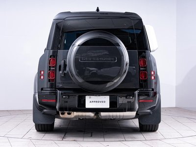 LAND ROVER DEFENDER - 3