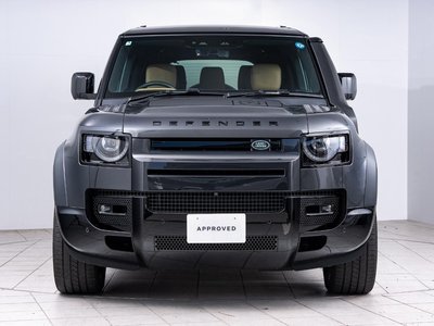 LAND ROVER DEFENDER - 10