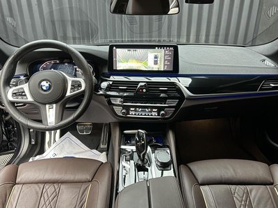 BMW 5 SERIES - 8