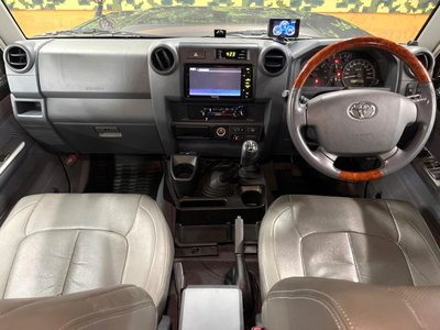 صورة 2 لـ 2015 Toyota LAND CRUISER 70