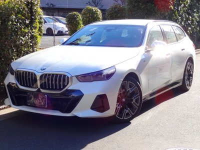 BMW 5 SERIES TOURING - 1