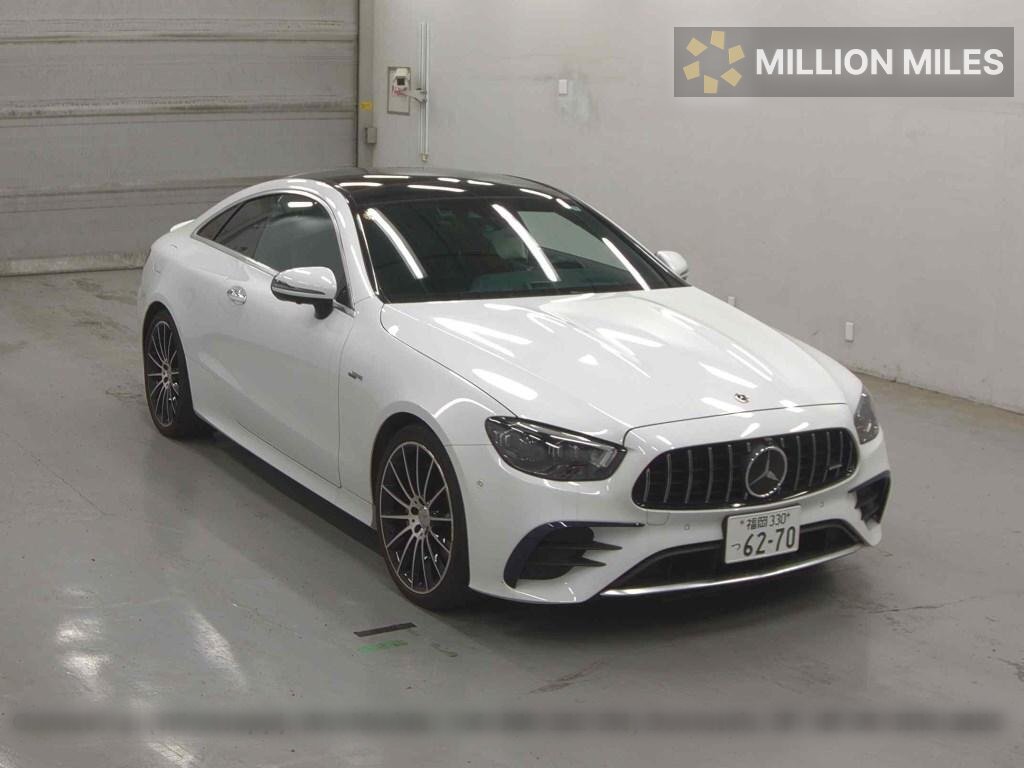 MERCEDES-BENZ E-CLASS AMG - View 1