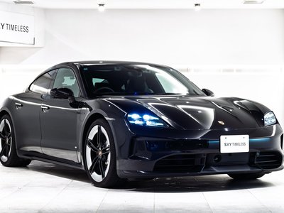 صورة 1 لـ 2025 Porsche TAYCAN
