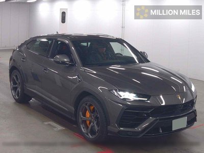 LAMBORGHINI URUS - 1