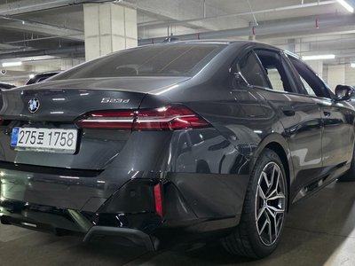BMW 5 SERIES - 5