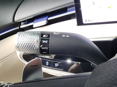 2025 Genesis GV70 — миниатюра 33