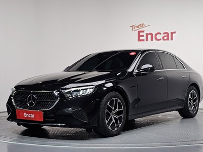 صورة 1 لـ 2025 Mercedes-BENZ E-CLASS