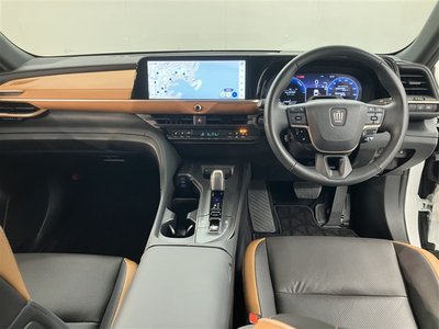 TOYOTA CROWN CROSSOVER - 5