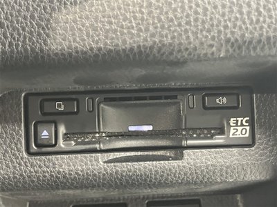 TOYOTA CROWN CROSSOVER - 9