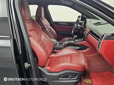 PORSCHE CAYENNE - 10