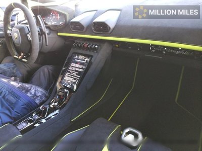 LAMBORGHINI HURACAN - 3
