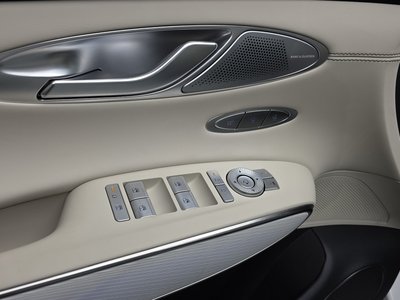 صورة مصغرة 30 لـ 2025 Genesis GV70