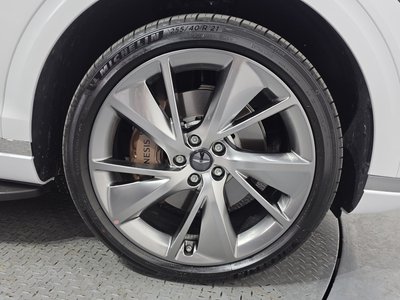 صورة 8 لـ 2025 Genesis GV70