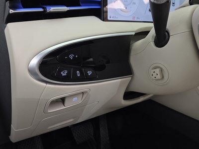 صورة مصغرة 27 لـ 2025 Genesis GV70