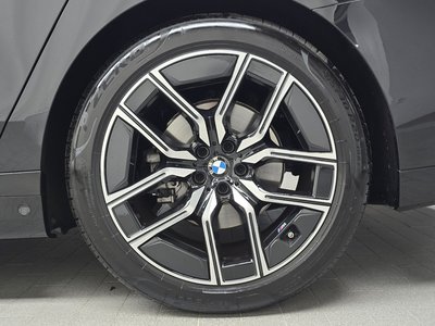 BMW 7 SERIES - 8