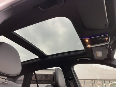 MERCEDES-BENZ GLC - 10