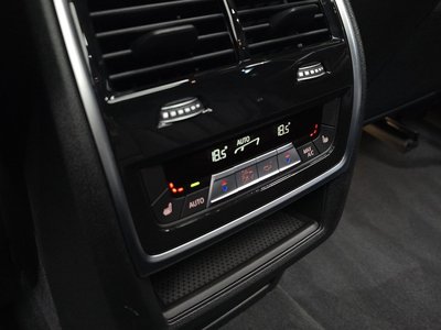 2025 BMW X5 — миниатюра 18