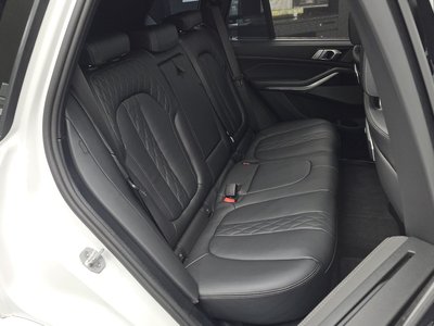 2025 BMW X5 — миниатюра 11