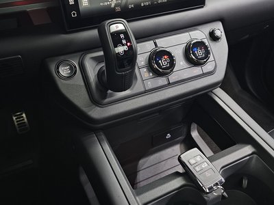 صورة مصغرة 13 لـ 2025 LAND Rover DEFENDER