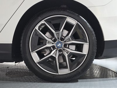 صورة 8 لـ 2024 BMW I5