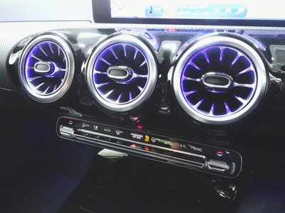 2025 Mercedes-BENZ CLA 缩略图 18