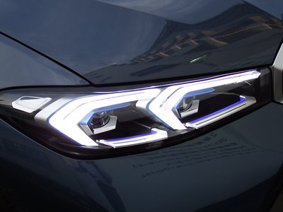 صورة مصغرة 22 لـ 2025 BMW 3 SERIES