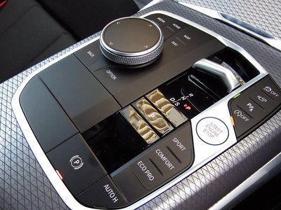 صورة مصغرة 41 لـ 2025 BMW 3 SERIES