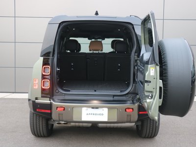 صورة 10 لـ 2026 LAND Rover DEFENDER