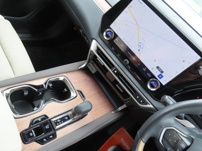 2023 Lexus RX thumbnail 16
