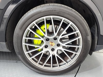 PORSCHE CAYENNE - 8