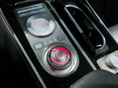2021 Genesis GV80 — миниатюра 12