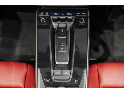 صورة 7 لـ 2020 Porsche 911