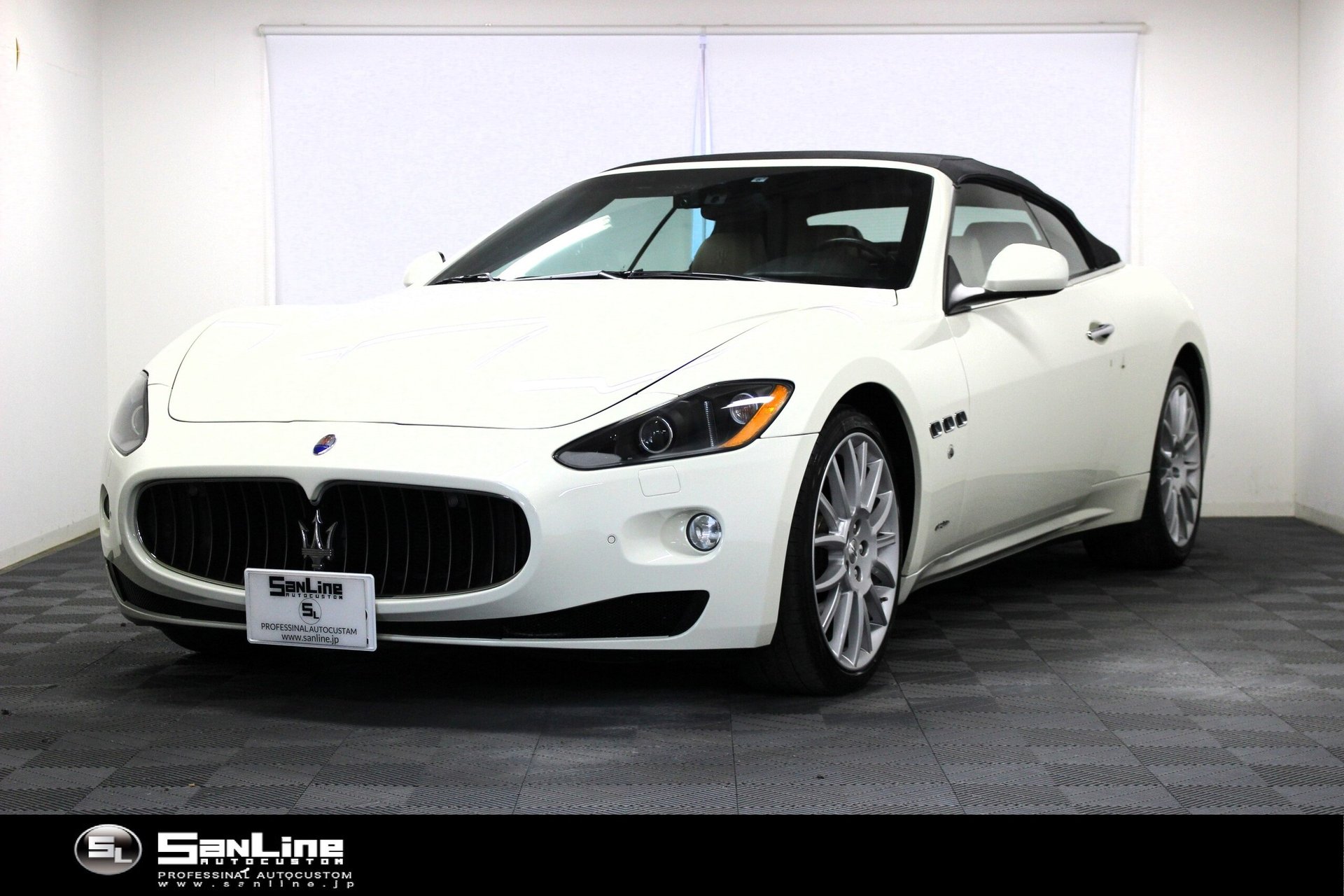 MASERATI GRANCABRIO - View 1