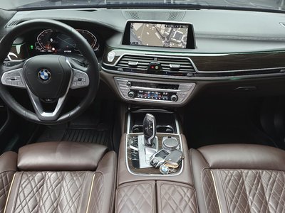 BMW 7 SERIES - 5