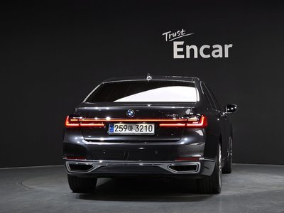 BMW 7 SERIES - 4
